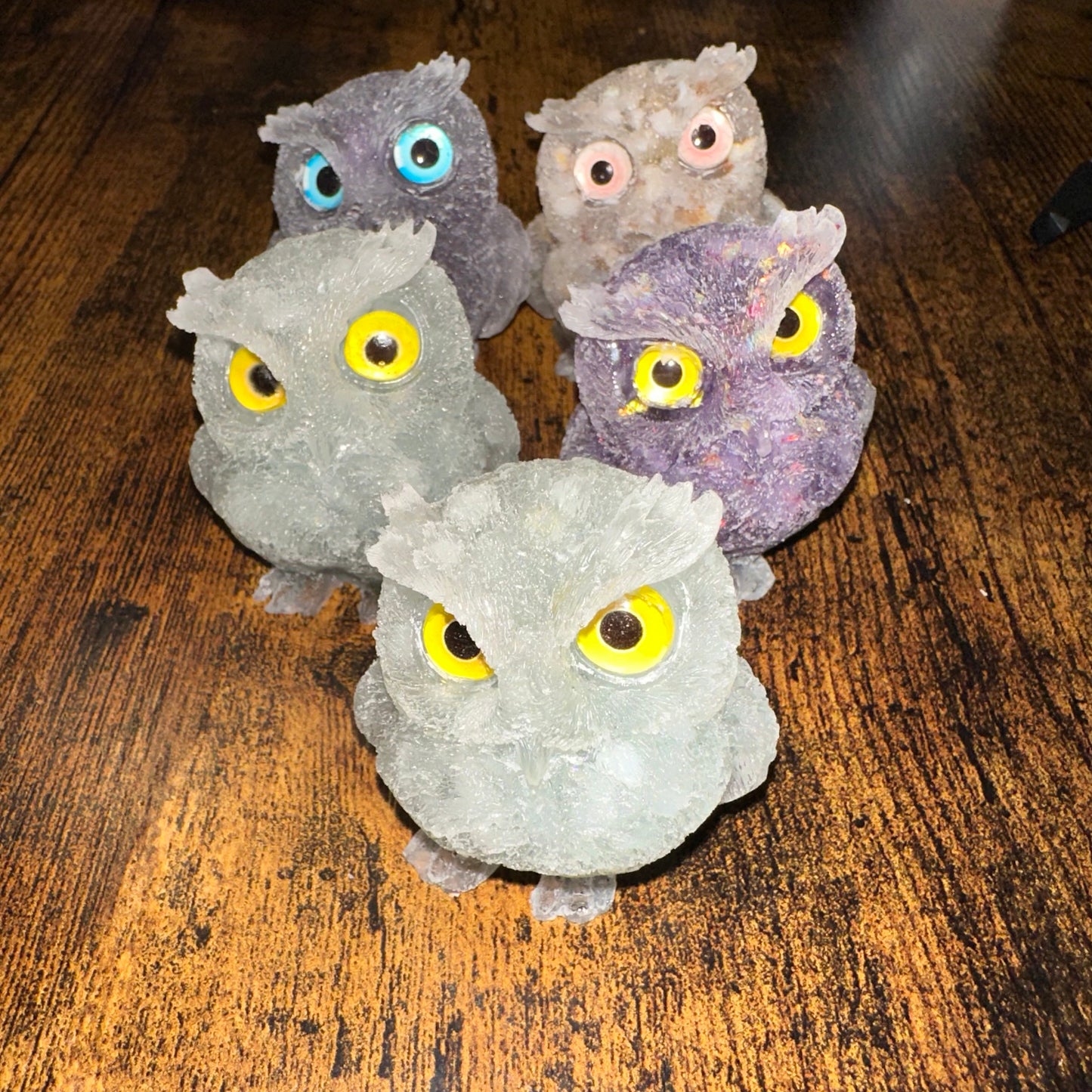 Resin Crystal Chips Owl Carving
