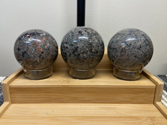 Yooperlite Spheres