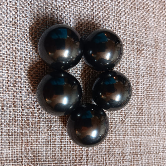 Magnetite Sphere Bundle (5 Pieces)